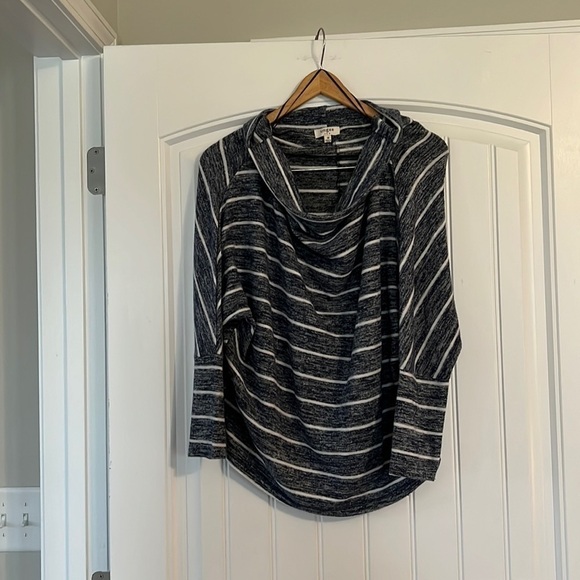 Umgee Oversized drop shoulder Sweater top M - Picture 1 of 5